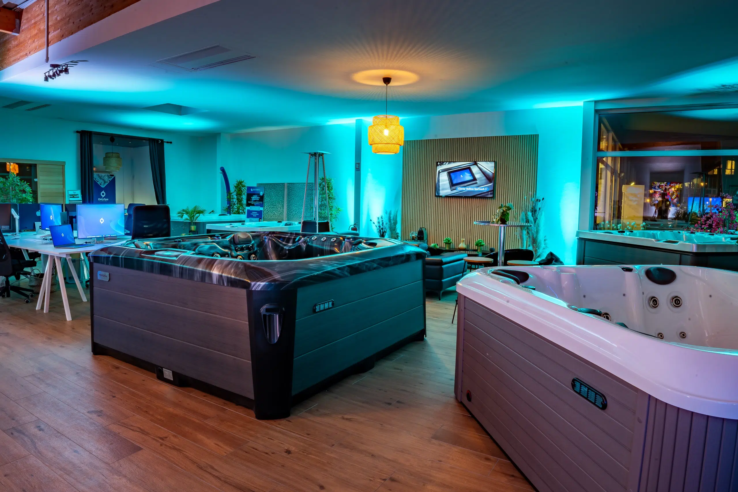 Spa en exposition dans le showroom Only Spa à Lutterbach