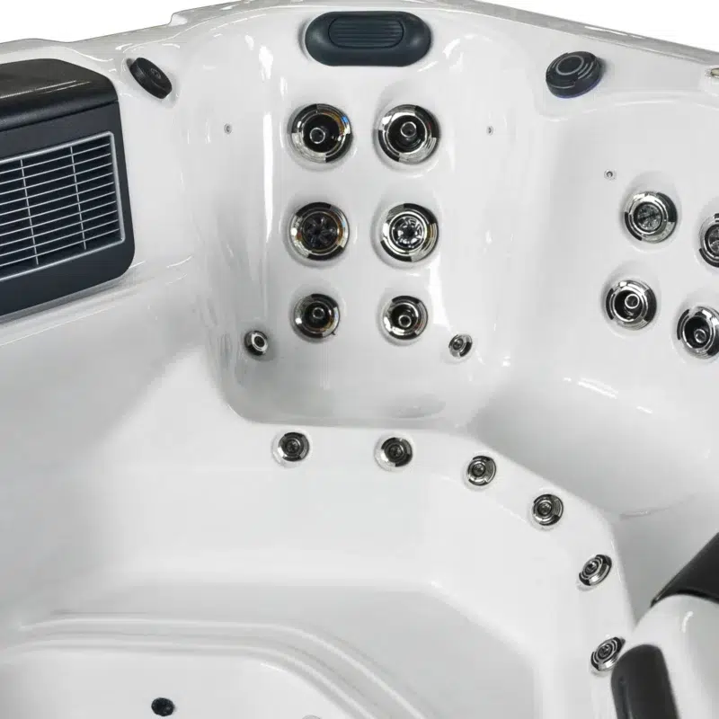 Hydra – Spa de nage monozone performance – Vendom – Only Spa - White Marble - Vue détaillée d'une place assise